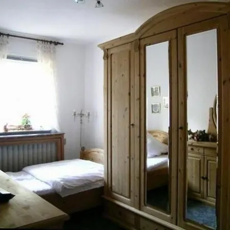 Holiday home Denkmalgeschuetzte De Velde-villa